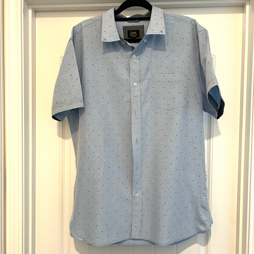 Lee Mens Button Down Shirt. Blue. Mens Size- XL.